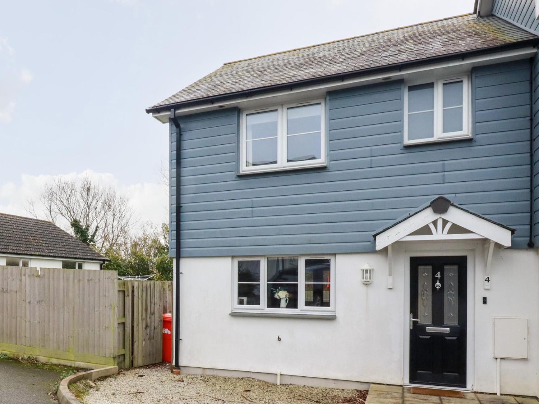 4 Trevanson Mews Newquay  Exterior photo